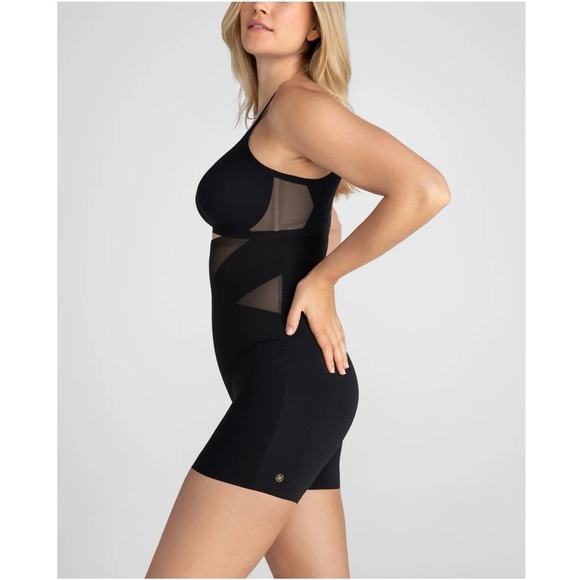 NWOT💕HONEYLOVE SuperPower Girl-Short in Runway Size 1X - Picture 12 of 12